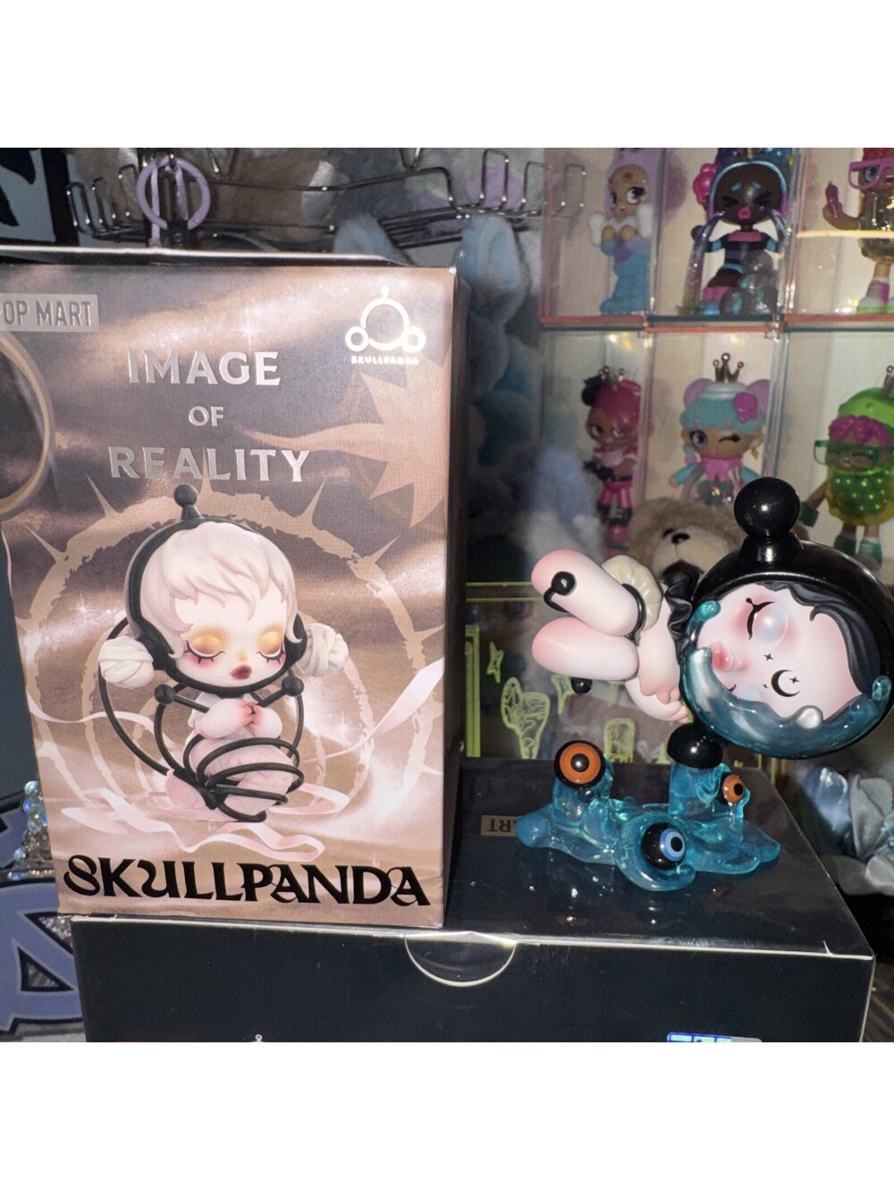 Pop Mart Skullpanda Image Of Reality The imagination” W/ Box & Card, Authentic - Picture 1 of 7